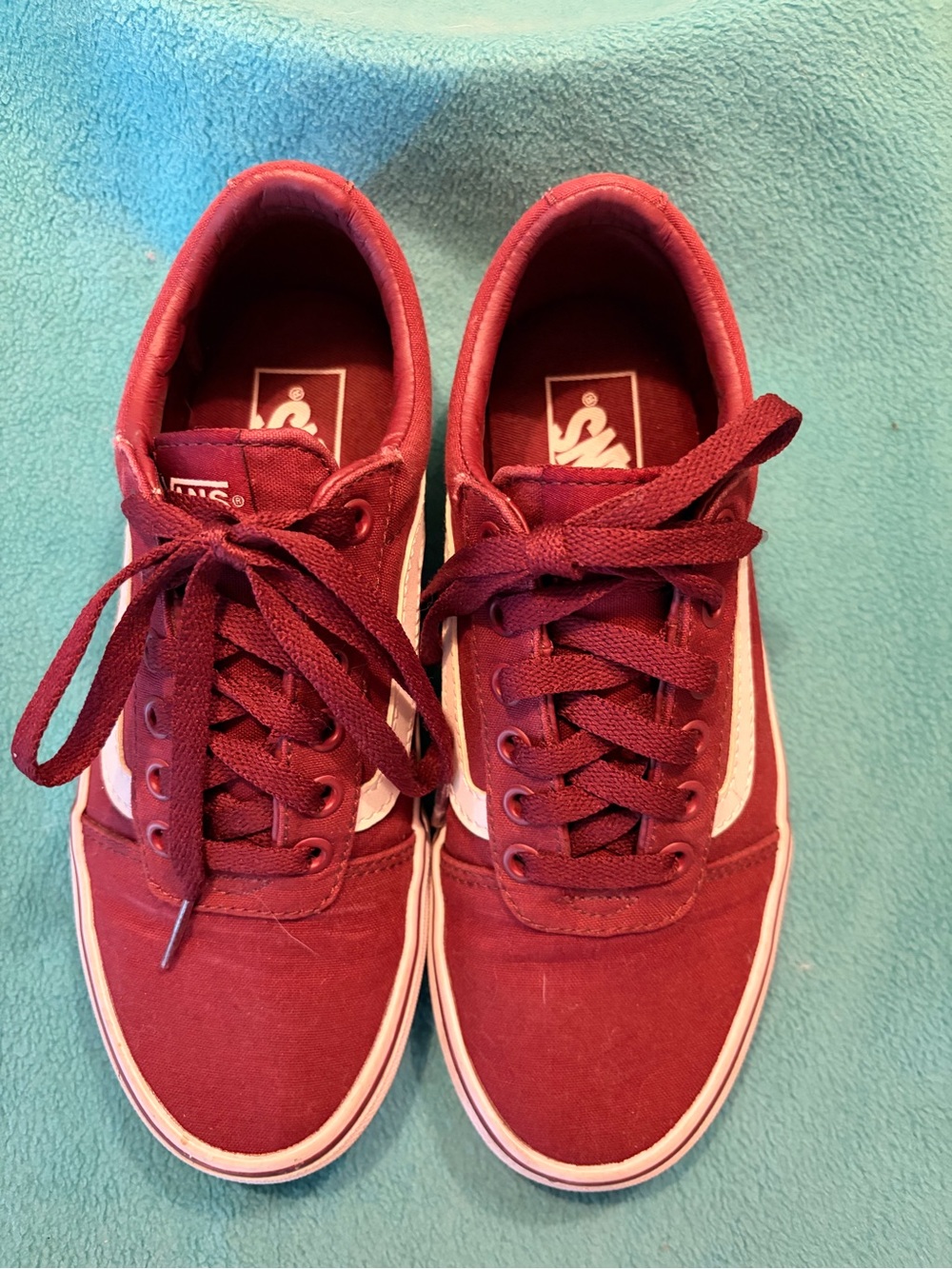 Vans Burgundy Low-Top Sneakers with White Side Stripe